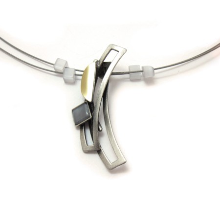 Light Grey Rectangle Swoosh on Wire Necklace - Click Image to Close